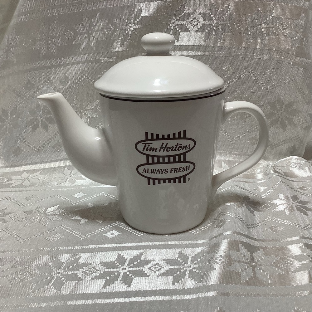 Tim Hortons White Ceramic Tea Pot Vintage Logo